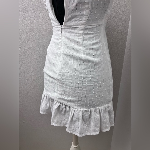 Princess Polly Off the Shoulder Puff Sleeve Eyelet Dress Size US 2 - Picture 8 of 10